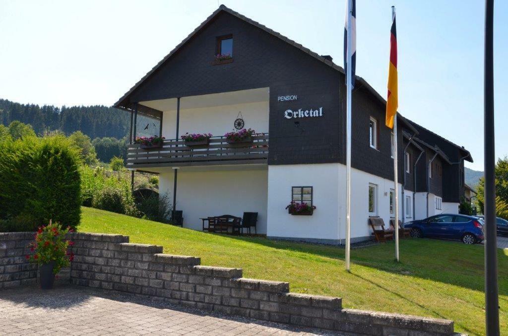 Pension Orketal Медебах Екстер'єр фото